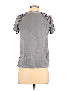 American Eagle Outfitters Short Sleeve Top (view 2)