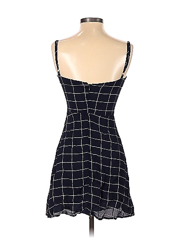 Reformation Casual Dress - back