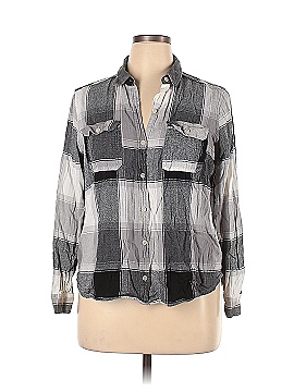 Universal Thread Long Sleeve Button Down Shirt