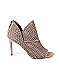 Vince Camuto Size 9 1/2