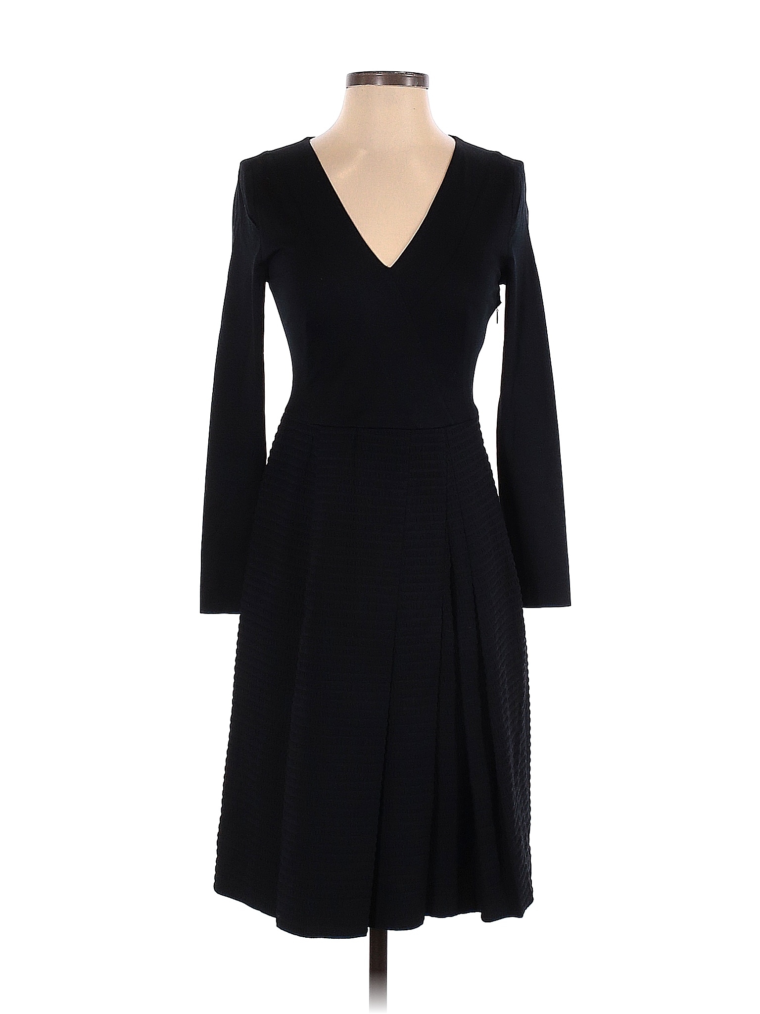 AKRIS Solid Black Cocktail Dress Size 4 - 90% off | thredUP
