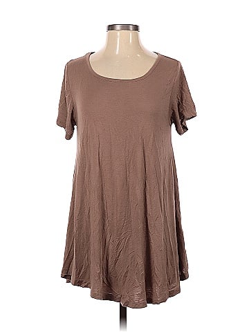 Larace Short Sleeve T-Shirt (view 1)