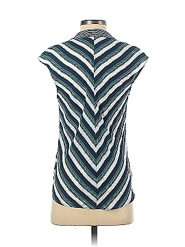 Trouve Sleeveless Blouse (view 2)