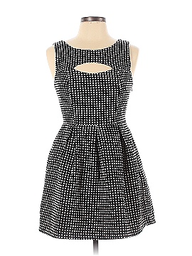 L'Atiste by Amy Casual Dress (view 1)