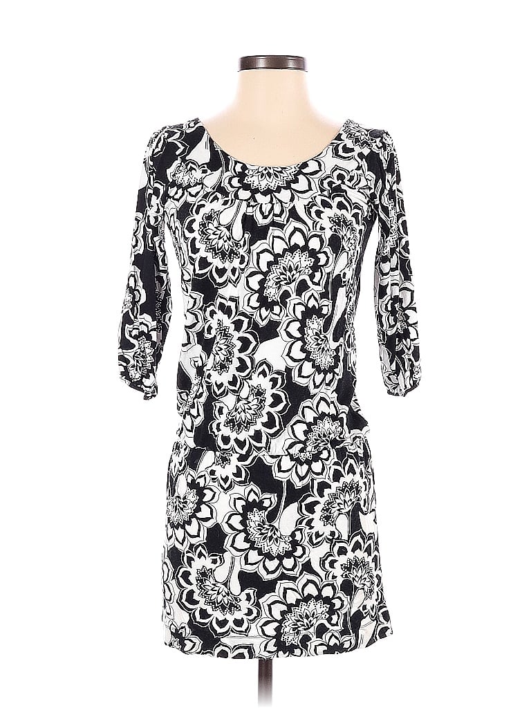 Click to view more detailed imagery on our partner's website Pre-owned Bcbgmaxazria Cocktail Dress In Black