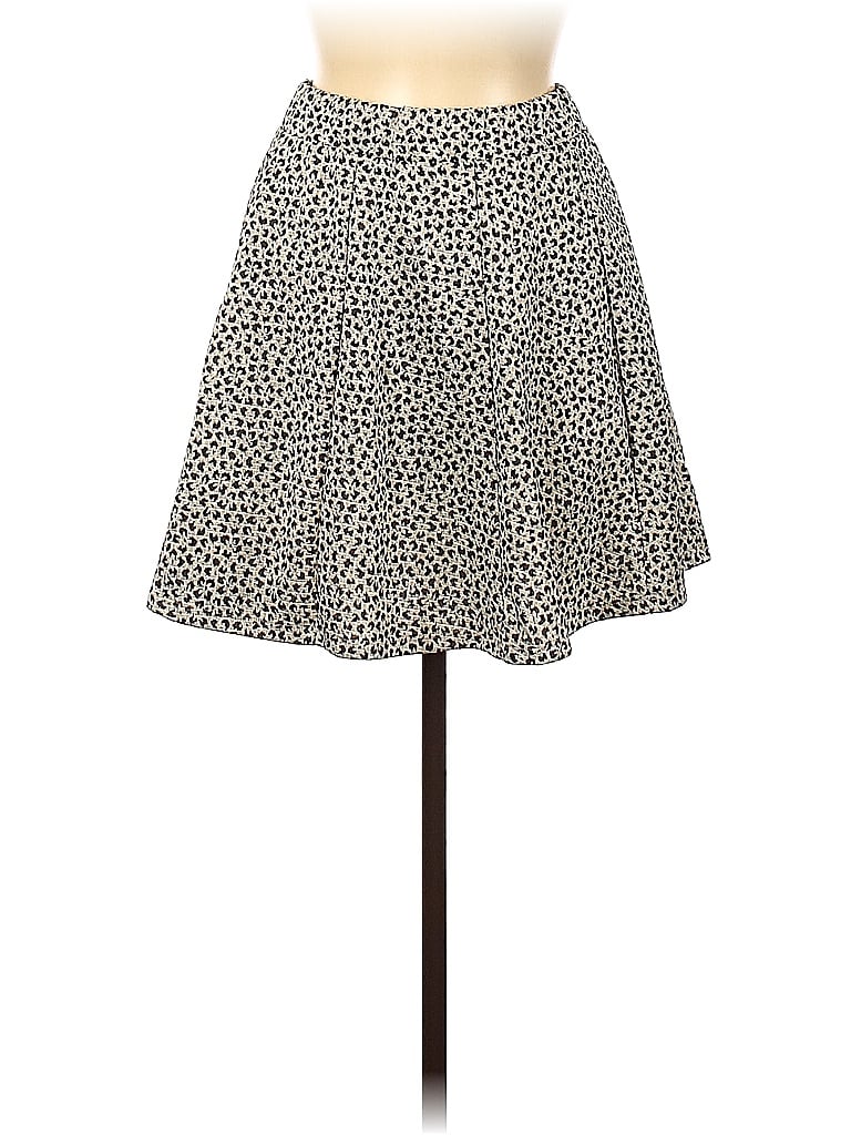 Click to view more detailed imagery on our partner's website Pre-owned Caslon Active Skirt In White