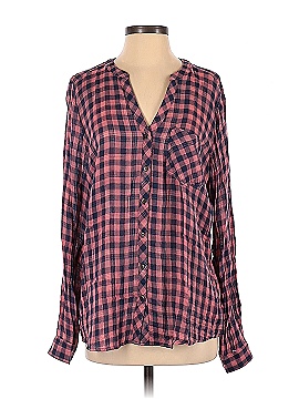 Maurices Long Sleeve Button-Down Shirt (view 1)