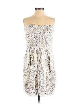 Jessica Simpson Size 10 (view 1)