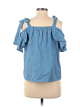 Charlotte Russe Short Sleeve Blouse (view 2)