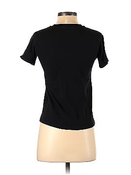 Uniqlo Short Sleeve T-Shirt (view 2)