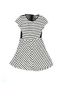 DKNY Size Medium kids