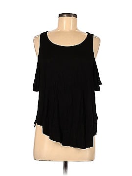 Charlotte Russe Short Sleeve T-Shirt (view 1)