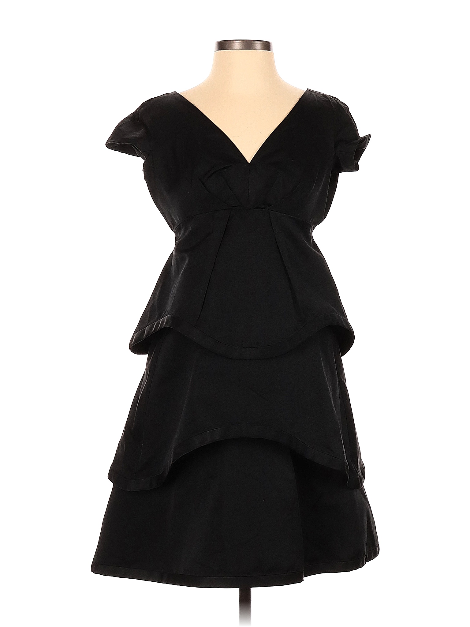 Marc Jacobs Solid Black Cocktail Dress Size 6 80 Off Thredup