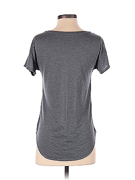 American Eagle Outfitters Short Sleeve T-Shirt (view 2)