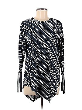 TWO by Vince Camuto 3/4 Sleeve Top (view 1)
