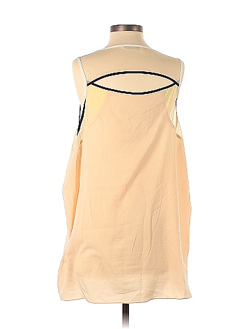 Basic House Sleeveless Blouse (view 2)