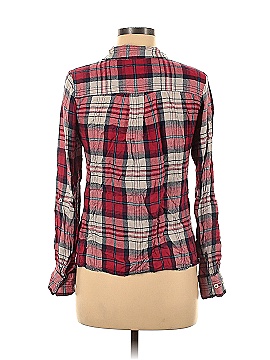 Charlotte Russe Long Sleeve Button-Down Shirt (view 2)