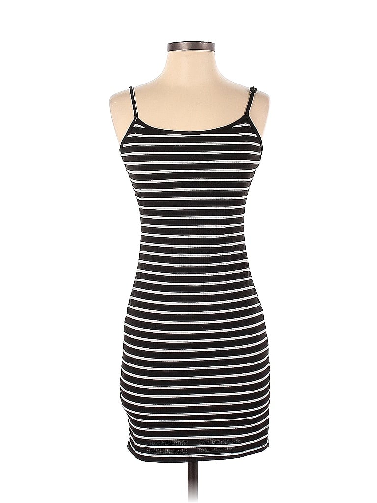 Pre-owned Shein Casual Dress In Black
