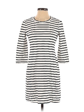 Old Navy Casual Dress (view 1)