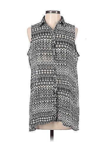 Sweet Pea by Stacy Frati Sleeveless Button-Down Shirt (view 1)