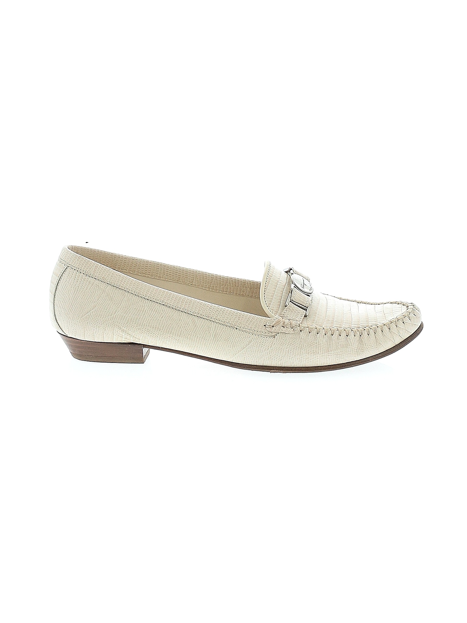 Salvatore Ferragamo Solid Ivory Flats Size 10 1/2 - 80% off | thredUP