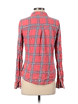 Maurices Long Sleeve Button-Down Shirt (view 2)