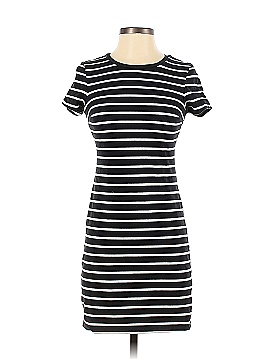 Old Navy Casual Dress (view 1)