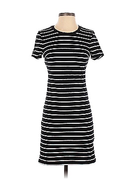 Old Navy Casual Dress (view 1)