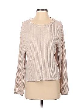 Piper's Closet Long Sleeve Top (view 1)