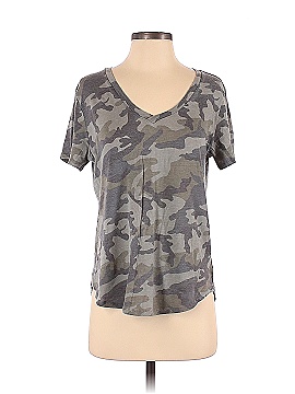 American Eagle Outfitters Short Sleeve T-Shirt (view 1)