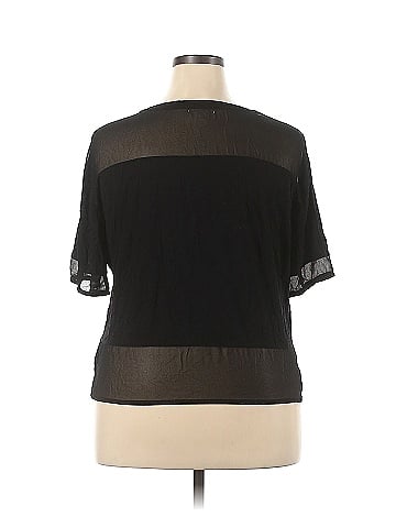 Roommates Short Sleeve Top (view 2)