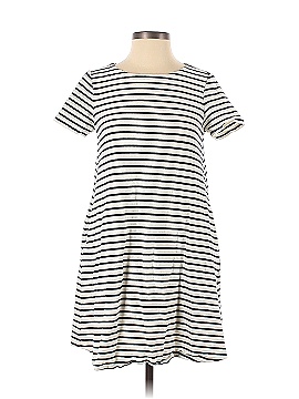 Uniqlo Casual Dress (view 1)