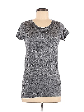 Nike Active T-Shirt (view 1)