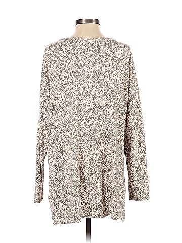 American Eagle Outfitters Pullover Sweater (view 2)