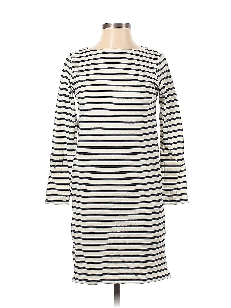 Click to view more detailed imagery on our partner's website Pre-owned Uniqlo Casual Dress In White
