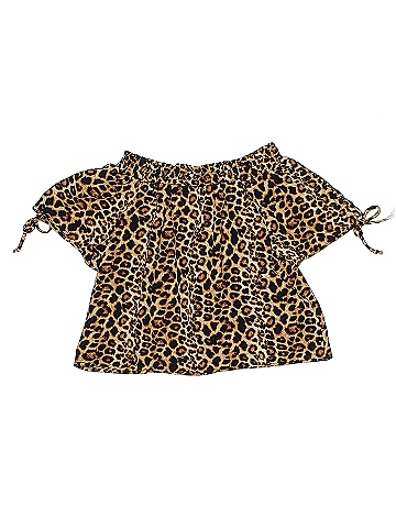 me. n .u Sleeveless Blouse (view 2)