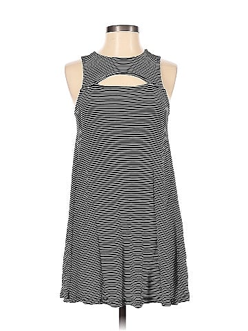 American Eagle Outfitters Casual Dress (view 1)