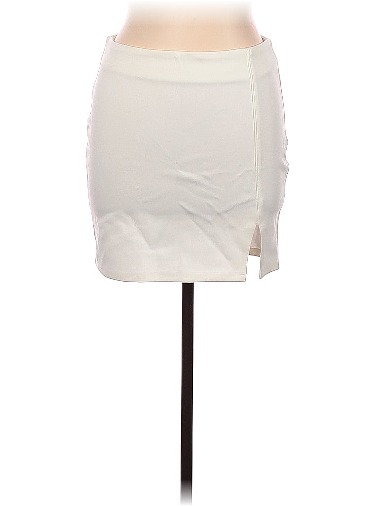 ASSORTED BRANDS Pre-owned Casual Skirt In White