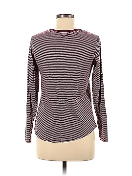 Old Navy Long Sleeve T-Shirt (view 2)