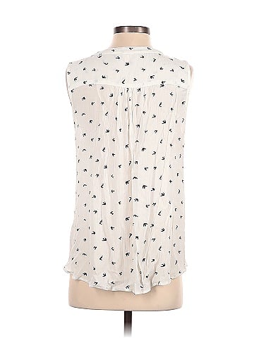 Fun2Fun Sleeveless Blouse (view 2)