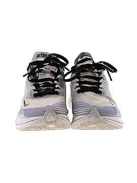 Nike Sneakers (view 2)
