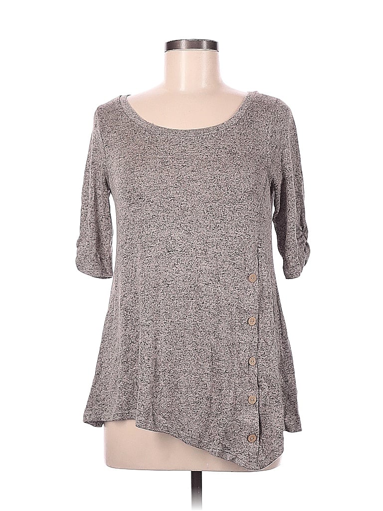 Click to view more detailed imagery on our partner's website Pre-owned Misia Short Sleeve Top Gray Square Neckline Tops