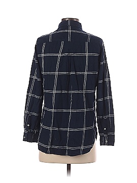 H&M Long Sleeve Button-Down Shirt (view 2)