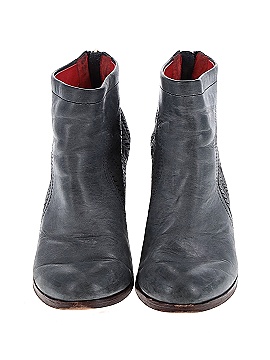 Coach Size 5 (view 2)