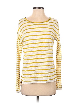 Vince. Long Sleeve Top (view 1)