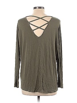 Charlotte Russe Long Sleeve T-Shirt (view 2)