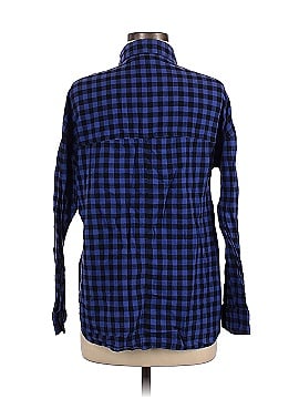 Old Navy Long Sleeve Button-Down Shirt (view 2)