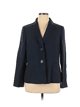 Le Suit Size 16