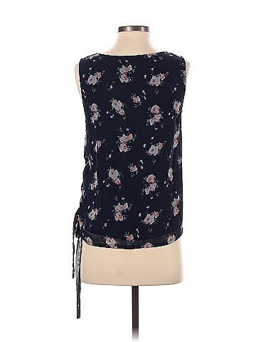 Noir Sleeveless Blouse (view 2)