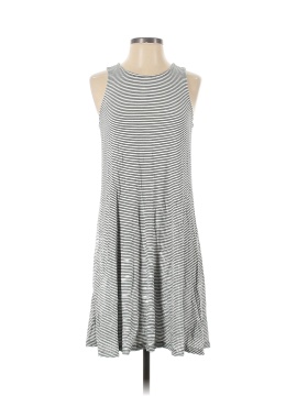 Old Navy Casual Dress (view 1)